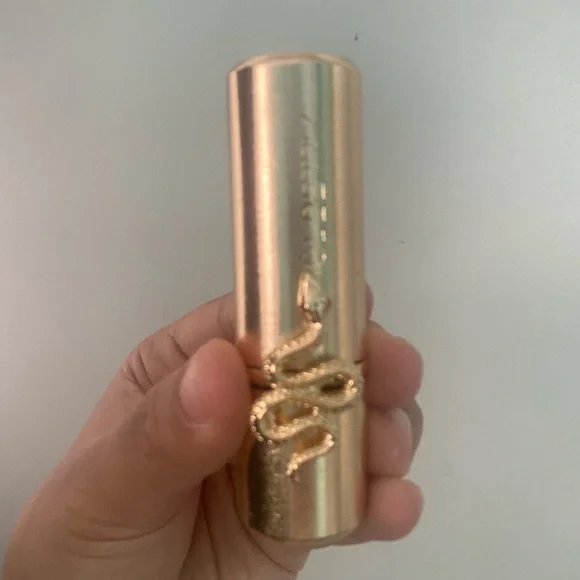 HOST PICK 🎉BNIB Snake Gem Velvet Lipstick 601 - Picture 4 of 7